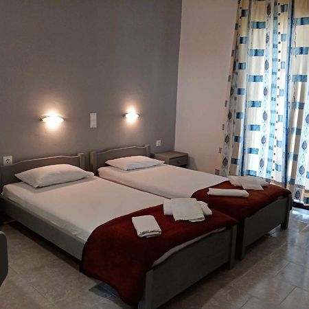 Dennis Apartments Kalamákion Zewnętrze zdjęcie